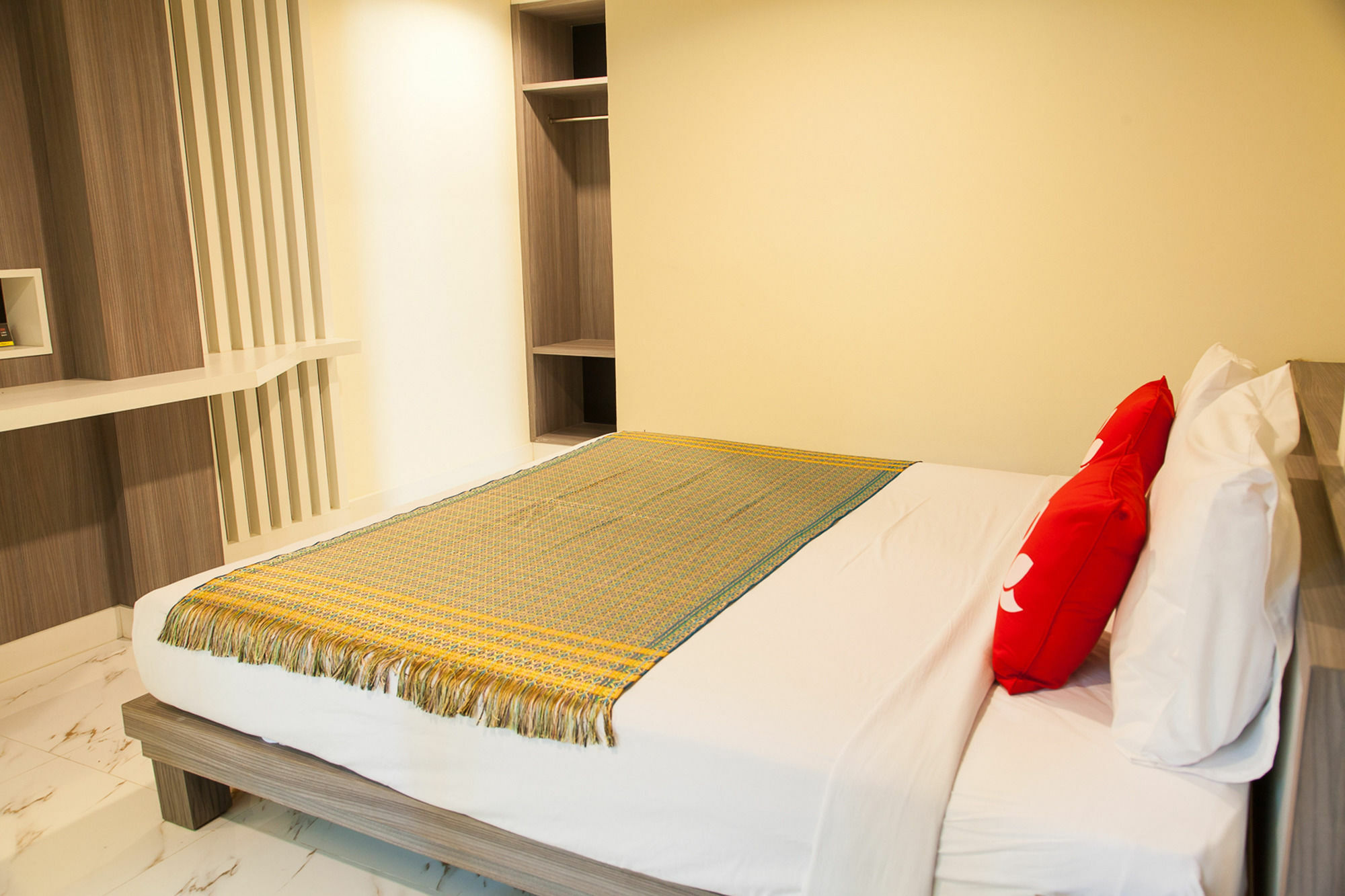 בנגקוק Zen Rooms Samsen 3 מראה חיצוני תמונה